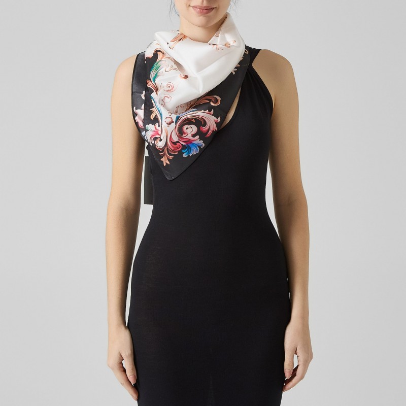 Foulard seta stampa vintage barocco Versace Jeans Couture